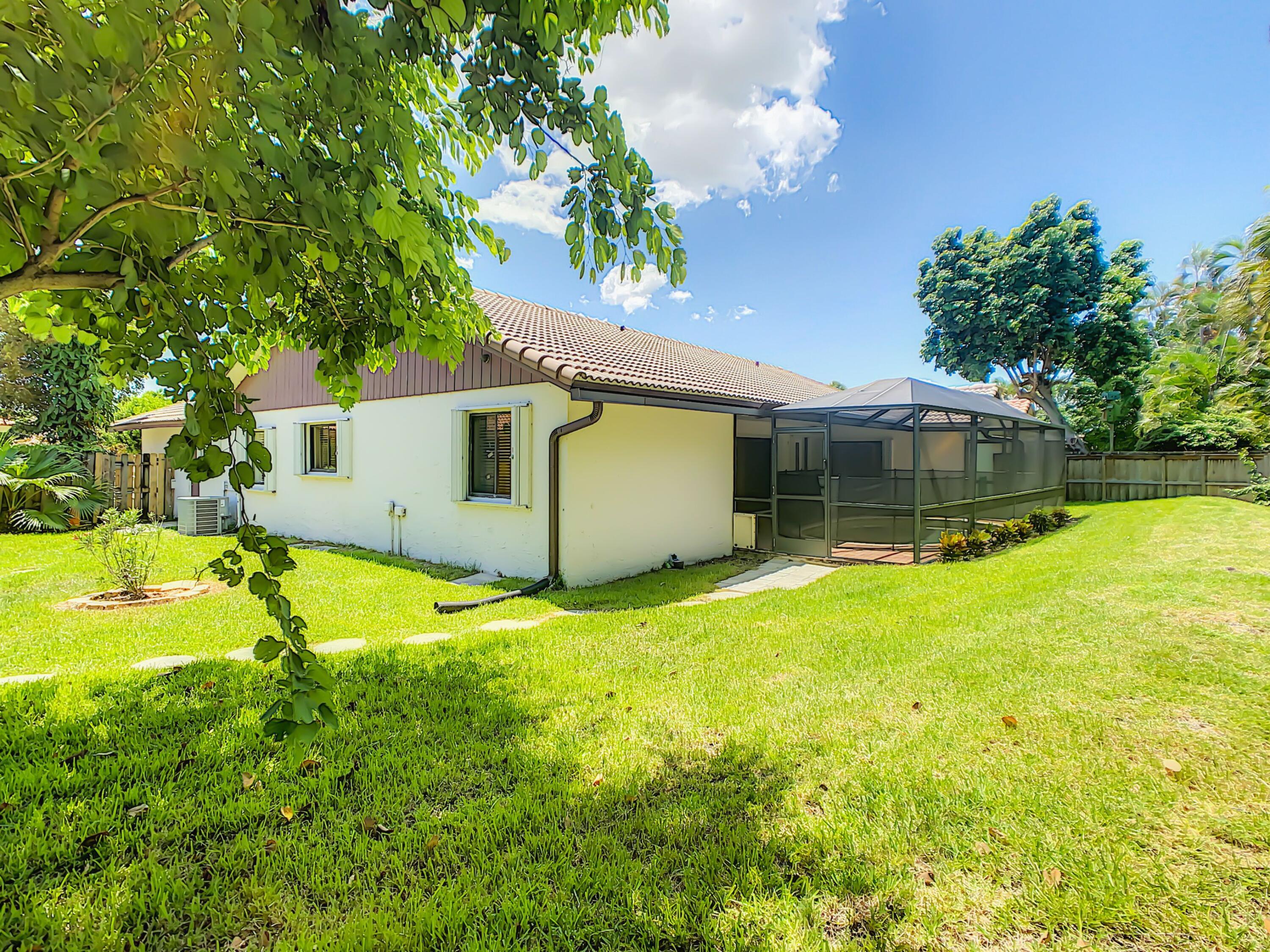 22671 Bella Rita Circle Boca Raton, FL 33433 - Photo 33 of 37 22671.Backyard.2