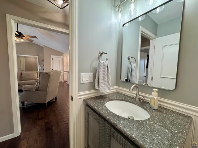 $379,000 | 3007 South Parkway Court, Emporia, KS 66801