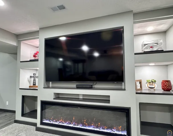 $372,000 | 3007 South Parkway Court, Emporia, KS 66801