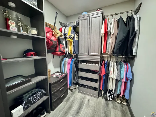 $379,000 | 3007 South Parkway Court, Emporia, KS 66801