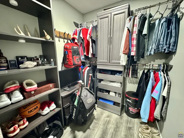 $379,000 | 3007 South Parkway Court, Emporia, KS 66801