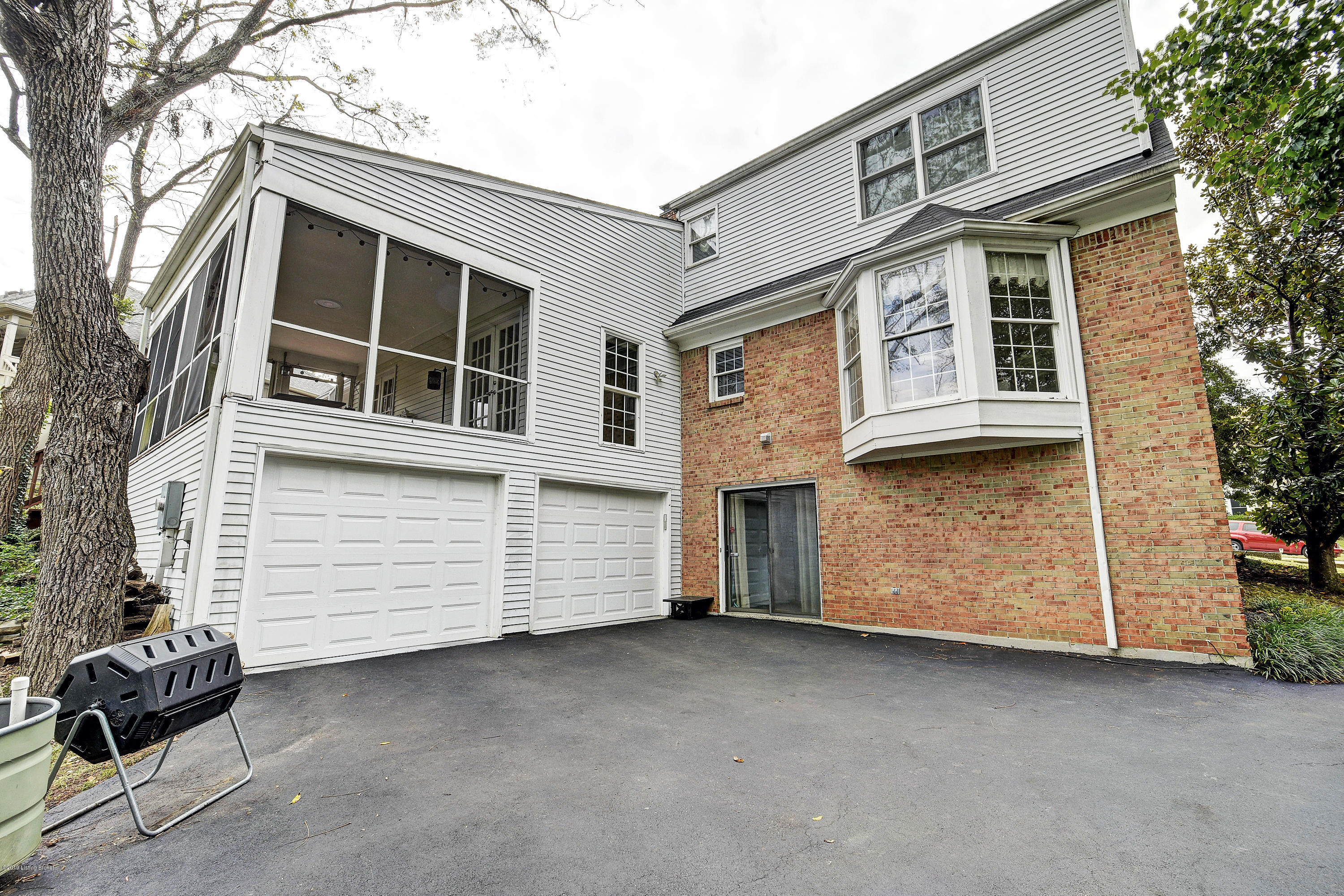 5405 Navajo Road Louisville, KY 40207 - Photo 43 of 47 _DSC1413_4_5_6_7