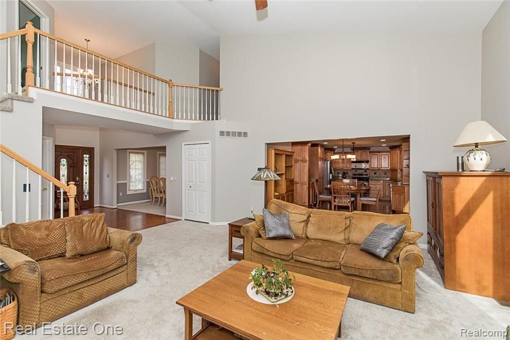 3861 Beechcrest Road Rochester Hills, MI 48309 - Photo 4 of 29