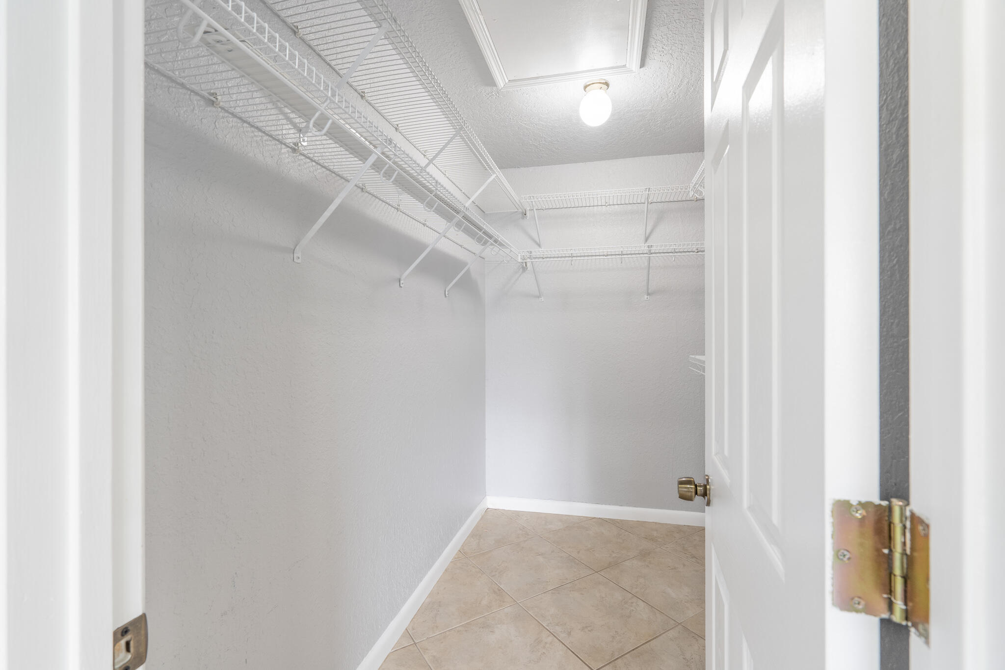 9205 Southwest 5th Street, Unit B Boca Raton, FL 33428 - Photo 14 of 27 Walk-in