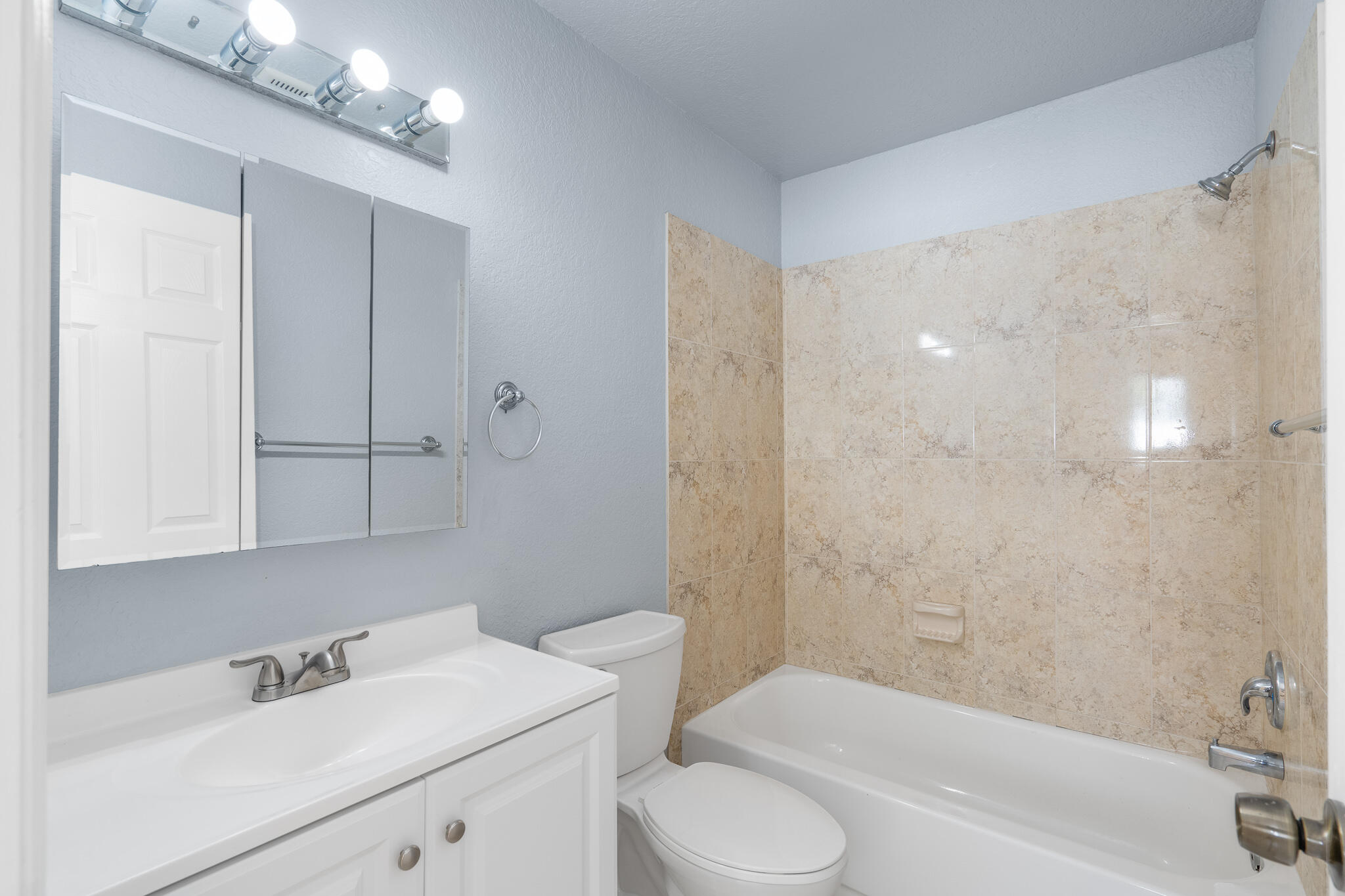 9205 Southwest 5th Street, Unit B Boca Raton, FL 33428 - Photo 18 of 27 Guest Bath