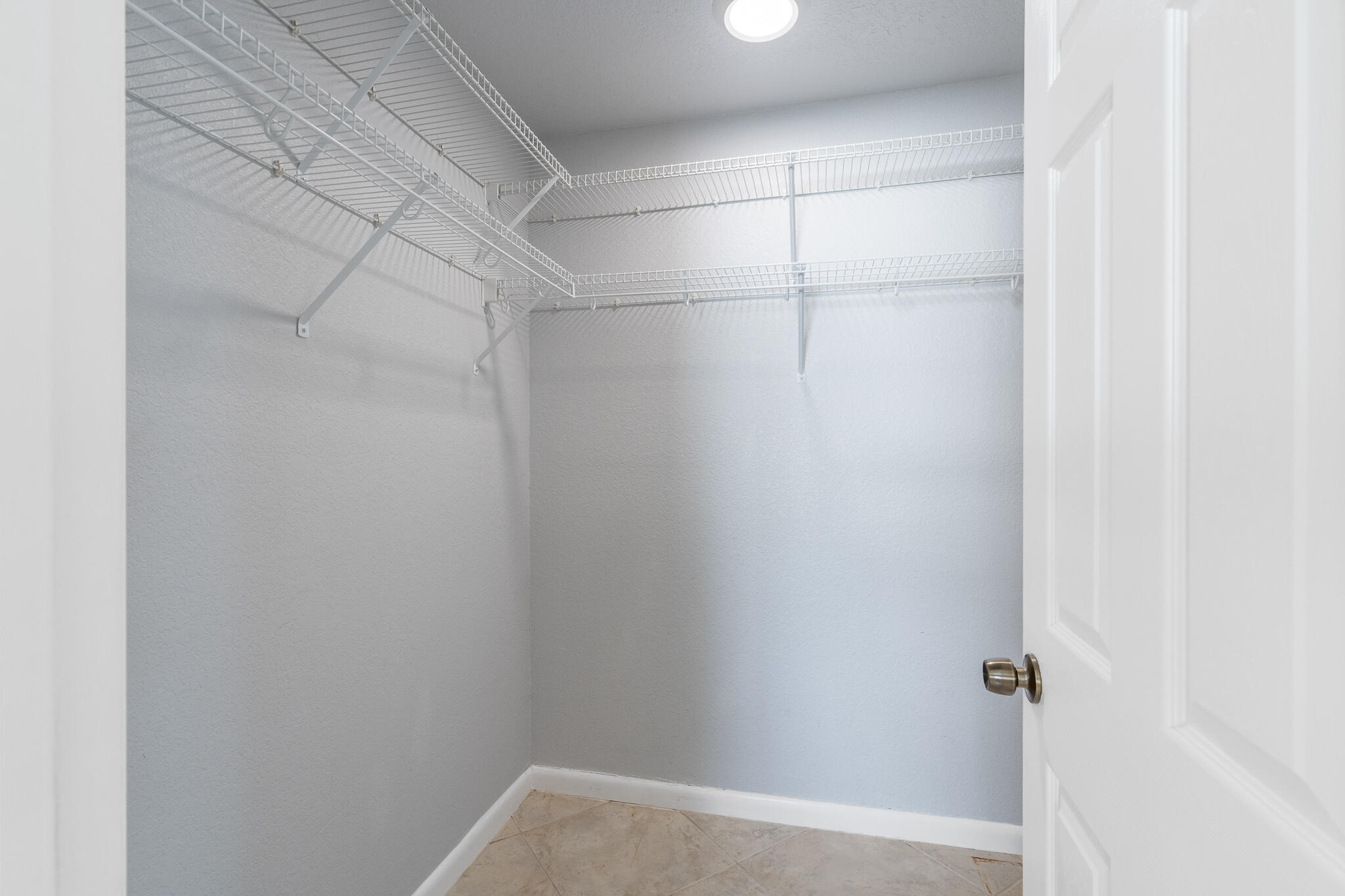 9205 Southwest 5th Street, Unit B Boca Raton, FL 33428 - Photo 19 of 27 Walk-in