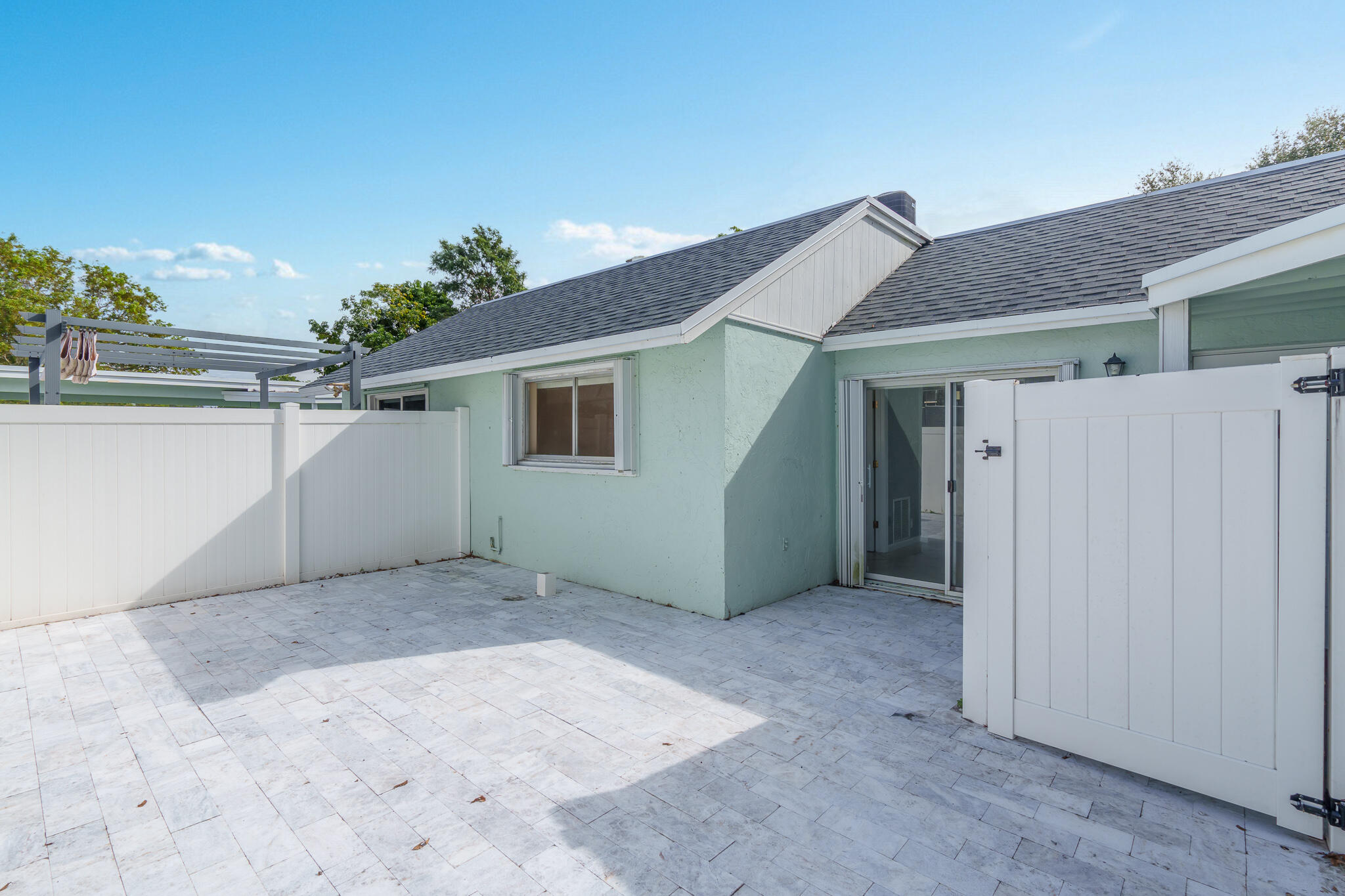 9205 Southwest 5th Street, Unit B Boca Raton, FL 33428 - Photo 22 of 27 Front Patio