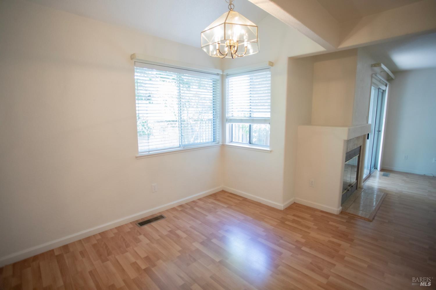 1549 Monarch Place Rohnert Park, CA 94928 - Photo 14 of 31