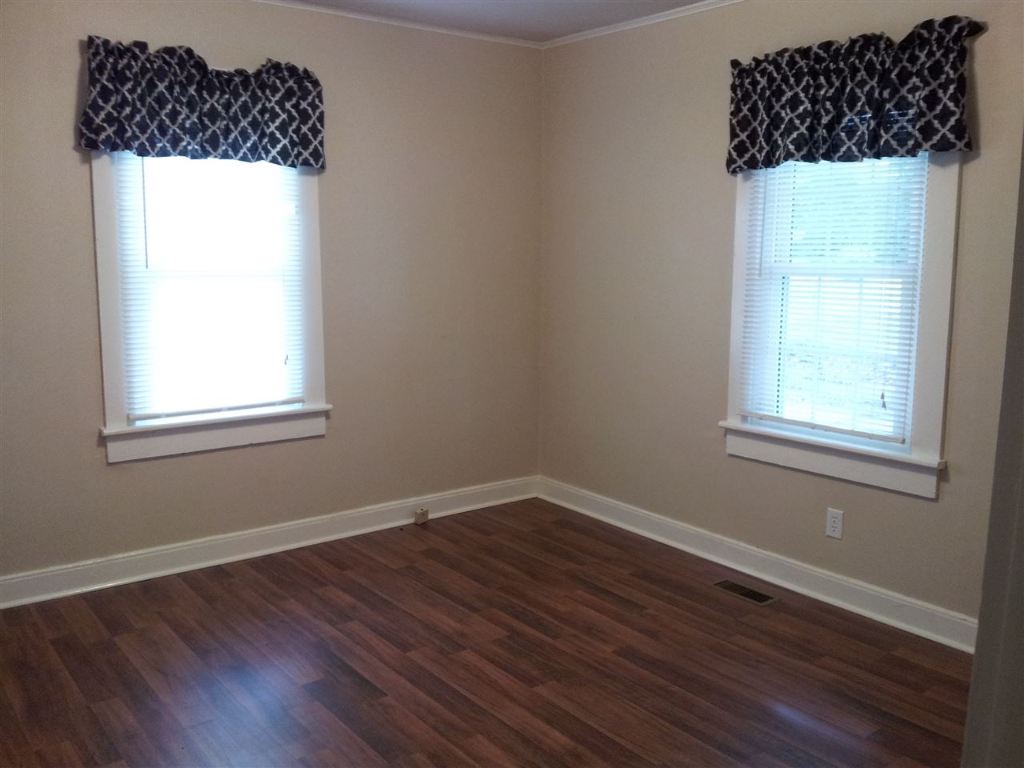 1030 Evatt Road Seneca, SC 29672 - Photo 14 of 29 Gallery Image 14