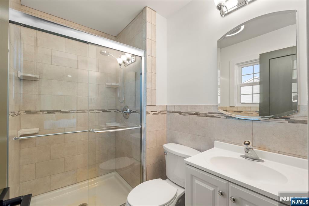 4 Hedgewood Road Howell, NJ 07731 - Photo 15 of 23