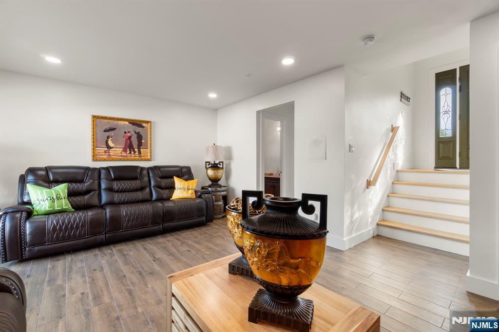 4 Hedgewood Road Howell, NJ 07731 - Photo 19 of 23