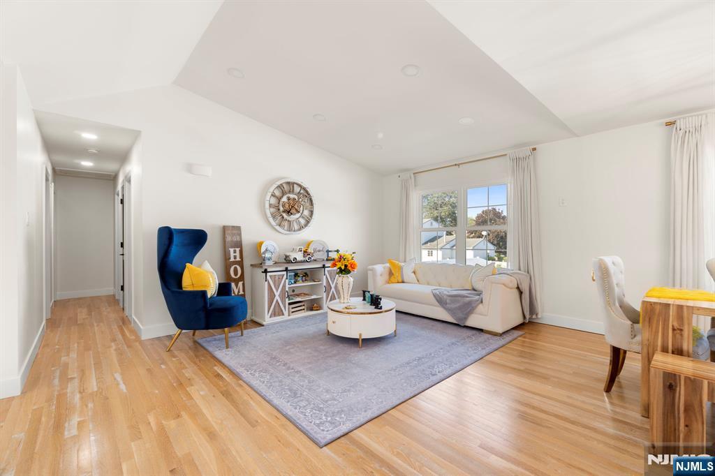 4 Hedgewood Road Howell, NJ 07731 - Photo 4 of 23