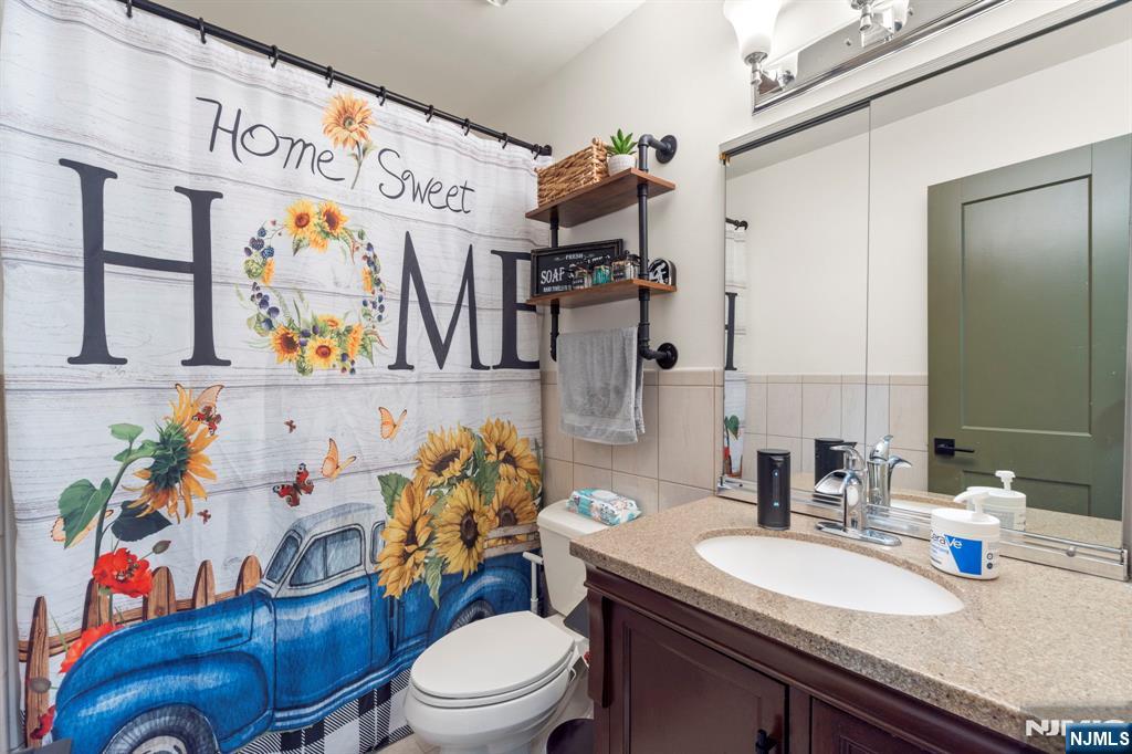 4 Hedgewood Road Howell, NJ 07731 - Photo 10 of 23