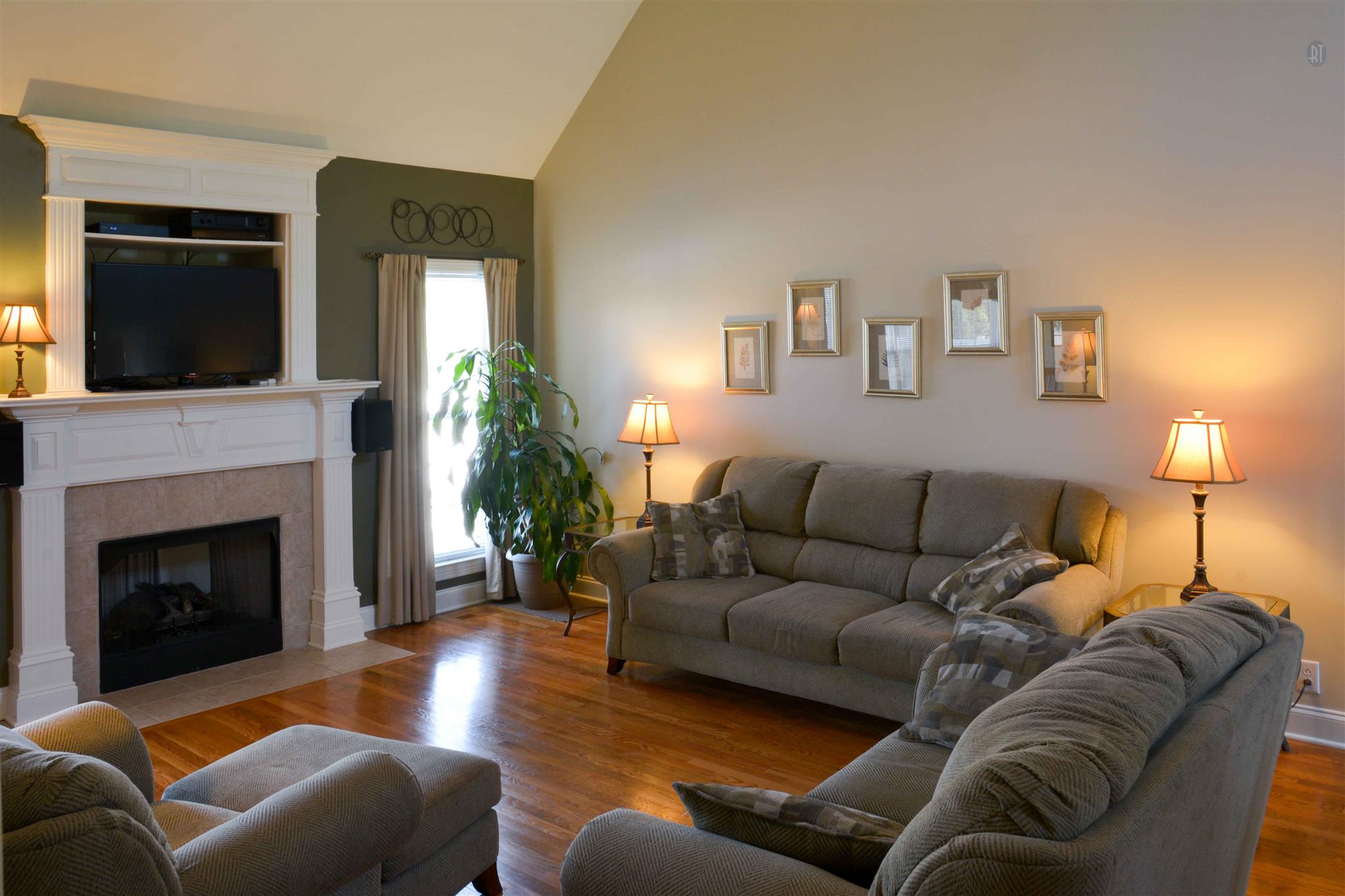 421 Savannah Ridge Murfreesboro, TN 37127 - Photo 3 of 30 Gallery Image 3