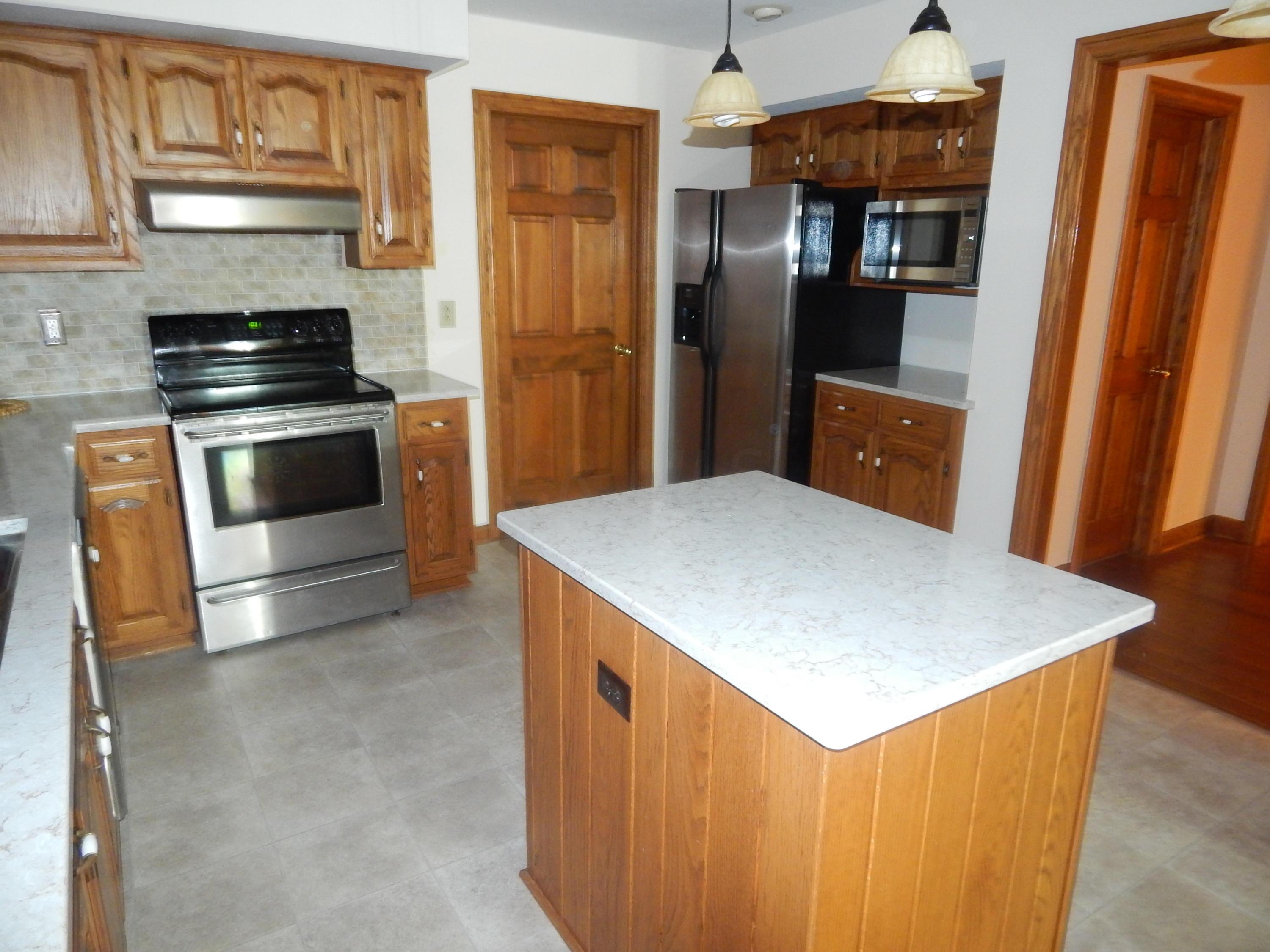 1892 Ford Road Delaware, OH 43015 - Photo 9 of 52 Gallery Image 9