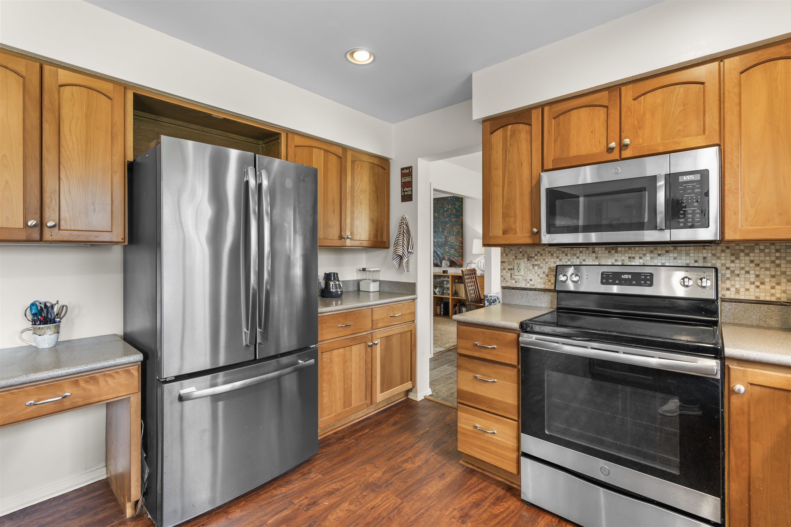 533 Shady Wood Way Madison, WI 53714 - Photo 10 of 46
