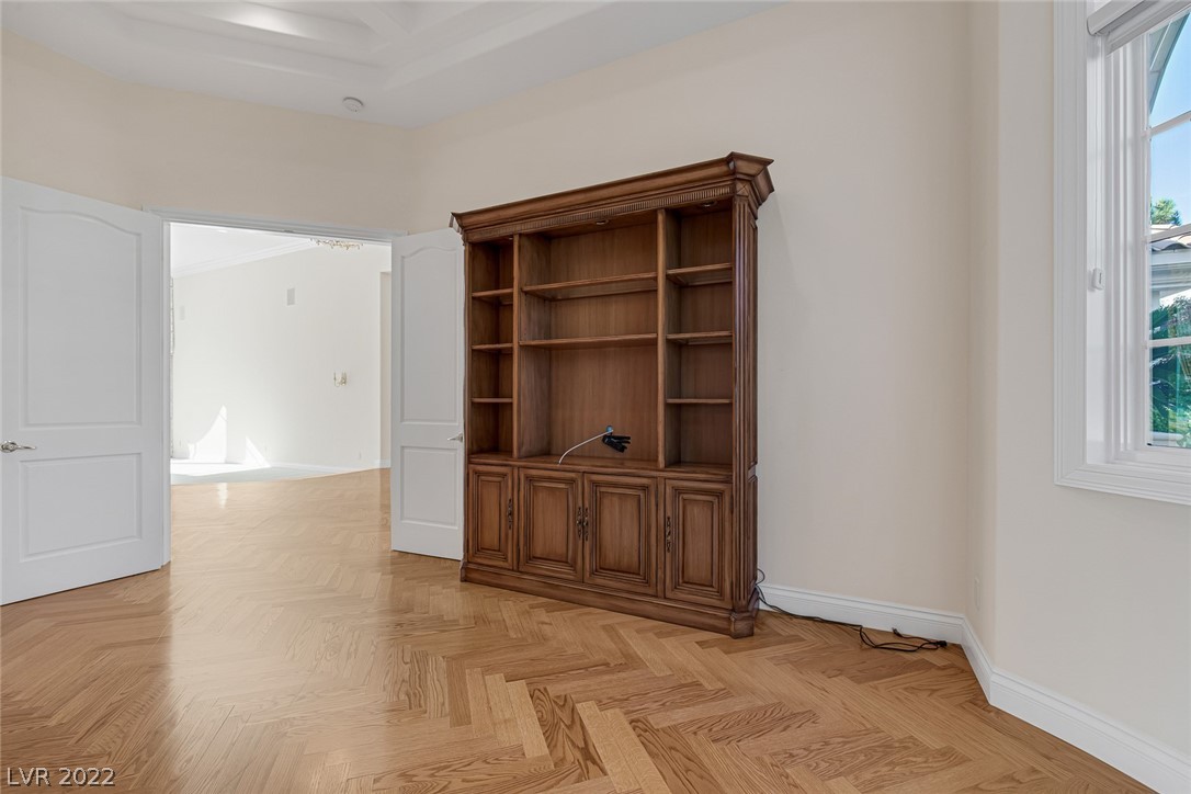 2017 Eagle Trace Way Las Vegas, NV 89117 - Photo 30 of 63