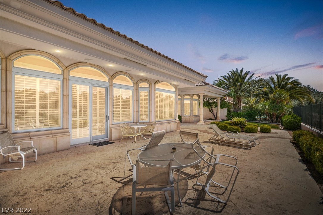 2017 Eagle Trace Way Las Vegas, NV 89117 - Photo 33 of 63