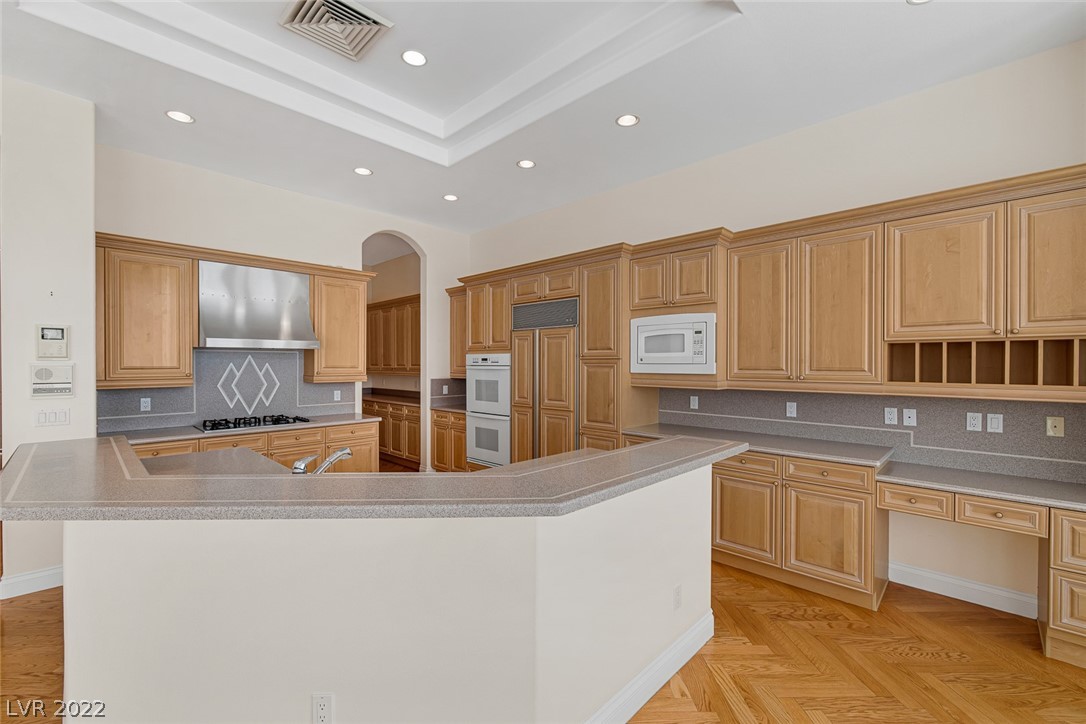 2017 Eagle Trace Way Las Vegas, NV 89117 - Photo 47 of 63