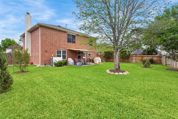 $298,000 | 2865 Misty Bay Drive, Dickinson, TX 77539
