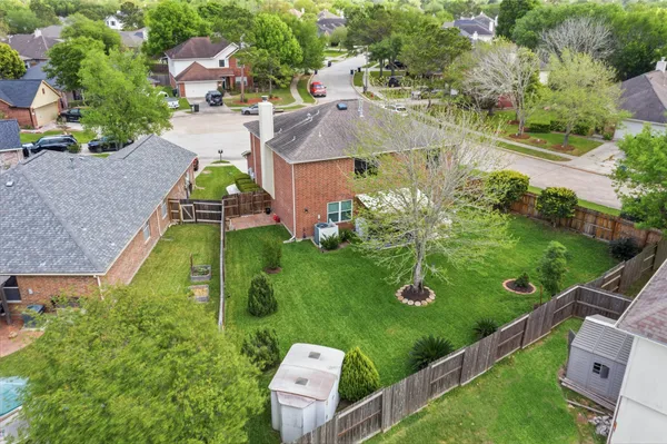 $298,000 | 2865 Misty Bay Drive, Dickinson, TX 77539