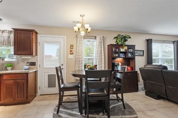 $298,000 | 2865 Misty Bay Drive, Dickinson, TX 77539