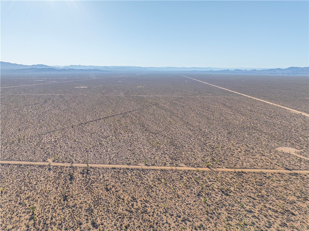 242-12-013 South Sundance Kid Road Yucca, AZ 86438 - Photo 9 of 17