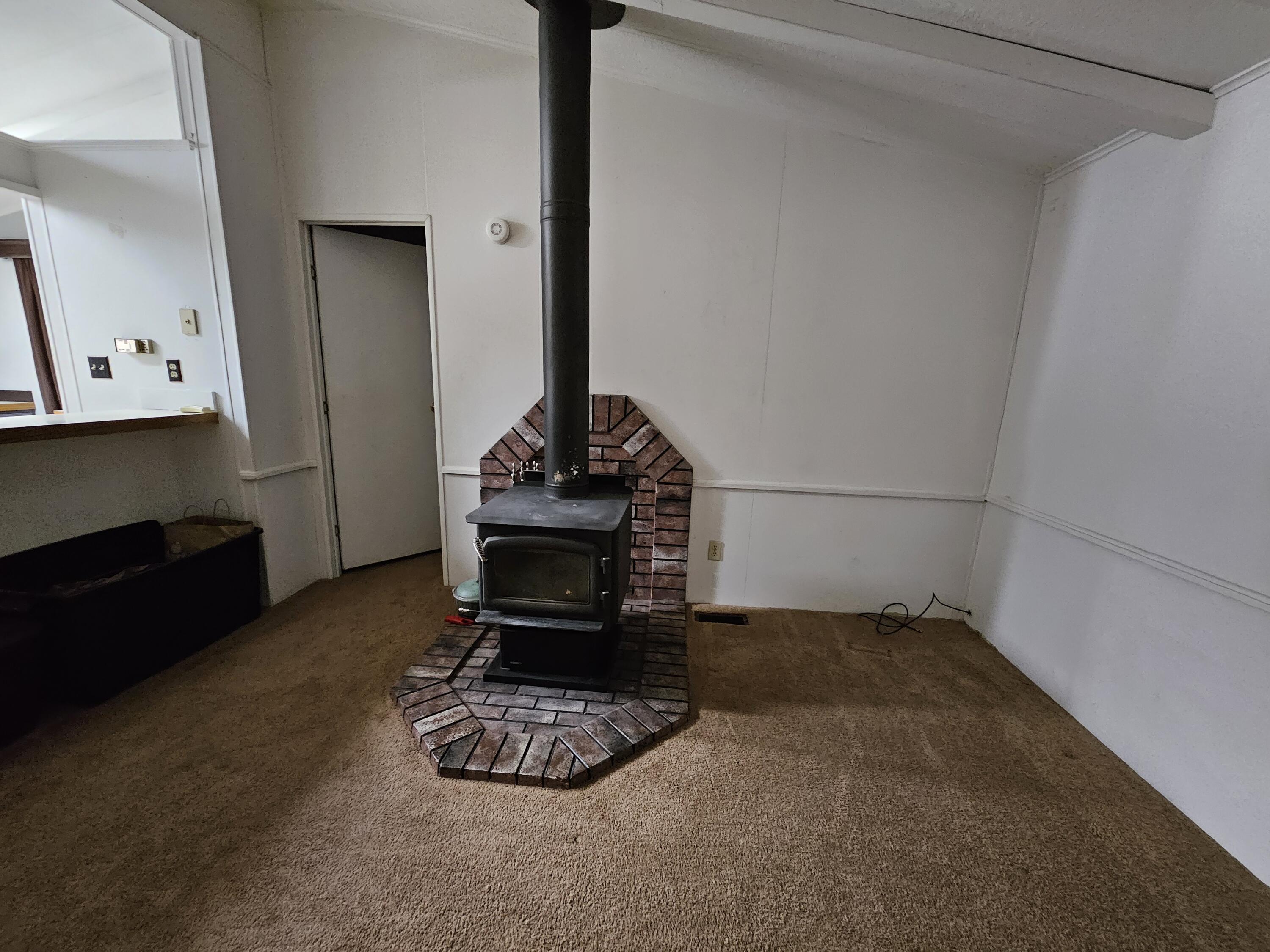 831 Crow Road Merlin, OR 97532 - Photo 5 of 29 Woodstove