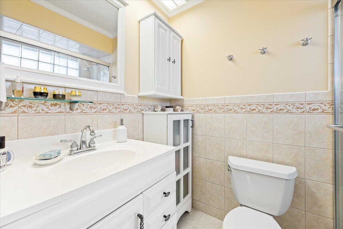 6007 Raintree Trail Fort Pierce, FL 34982 - Photo 24 of 43 Primary Bath