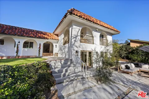 $4,475,000 | 431 Montana Circle, Ojai, CA 93023
