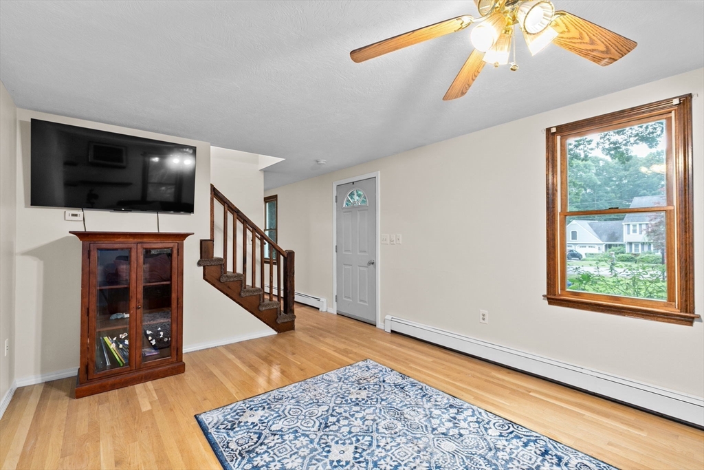 58 Barbara Road Hanson, MA 02341 - Photo 17 of 40
