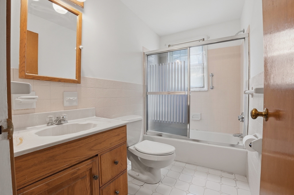 6 Pine Knoll Road Franklin, MA 02038 - Photo 24 of 37