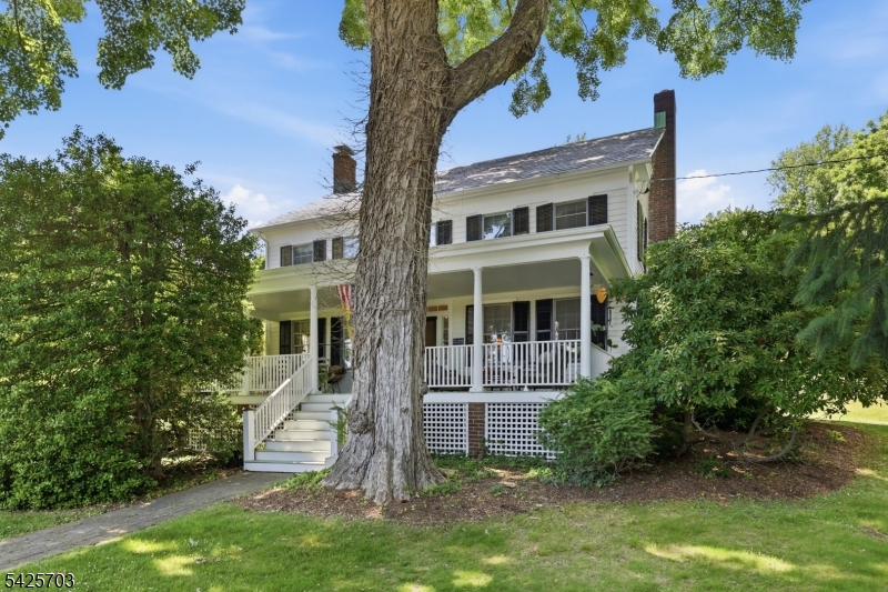 32 Tanners Brook Road Chester, NJ 07930 - Photo 2 of 40 Gallery Image 2