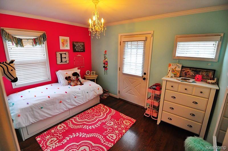 2832 Pembroke Road Birmingham, MI 48009 - Photo 9 of 21