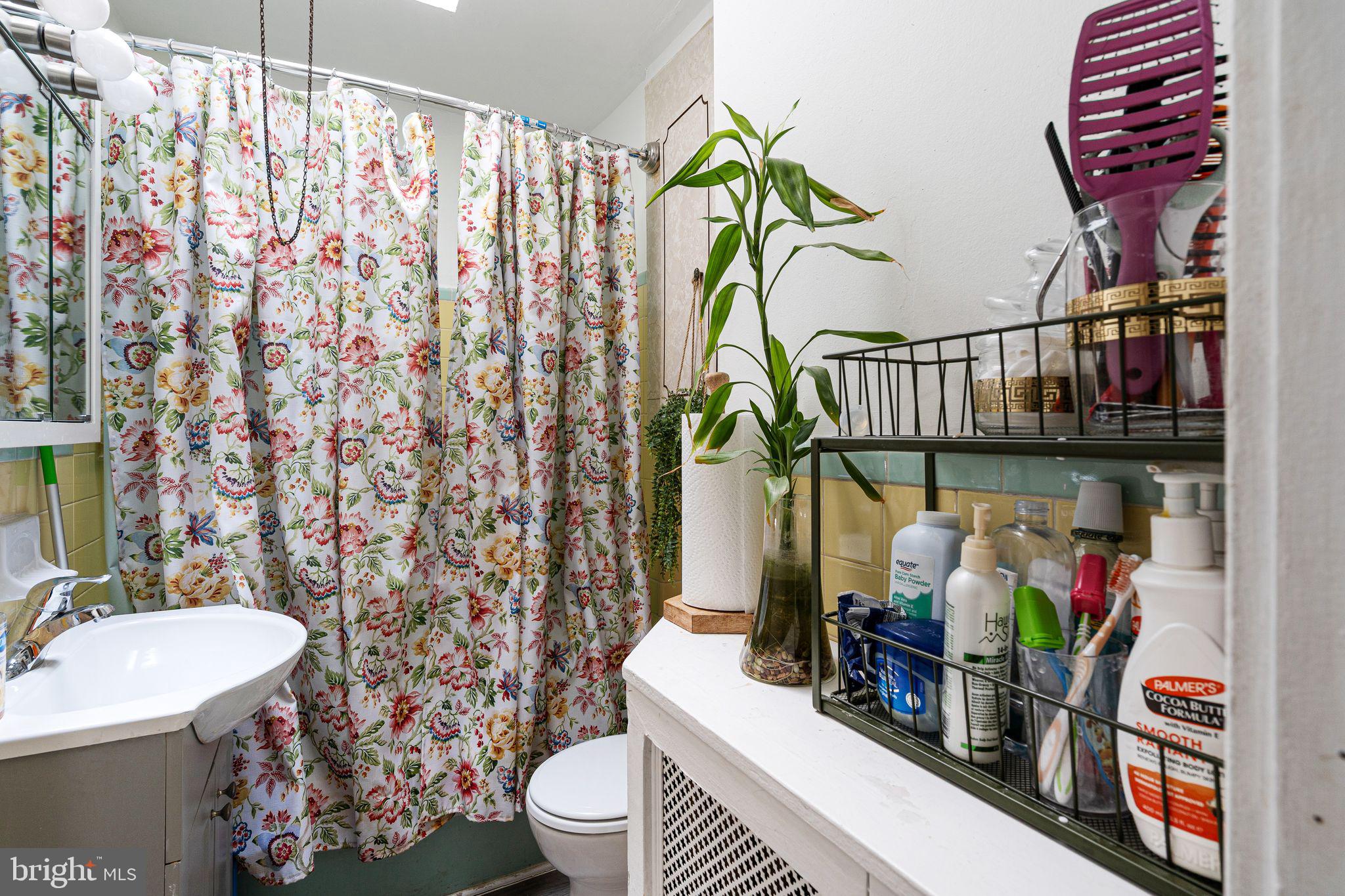 1144 Atwood Road Philadelphia, PA 19151 - Photo 11 of 28 Gallery Image 11