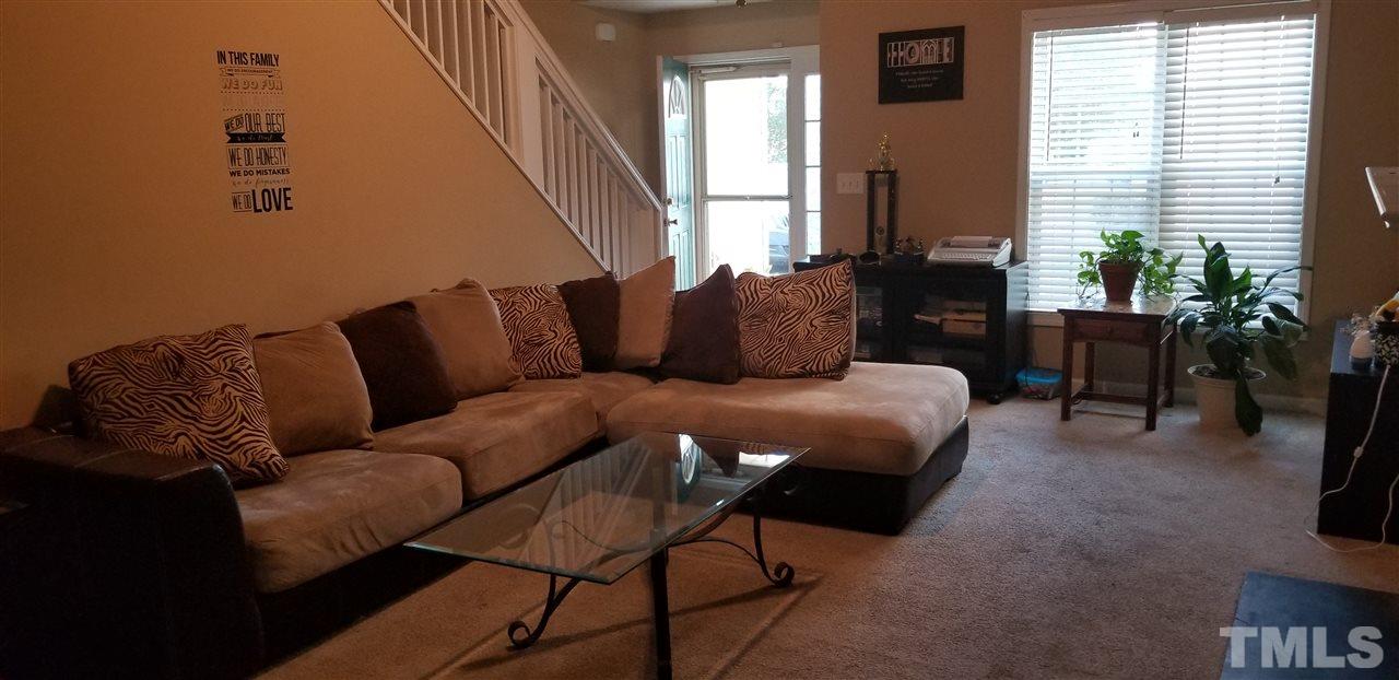 2716 Lead Crystal Court Raleigh, NC 27610 - Photo 5 of 16