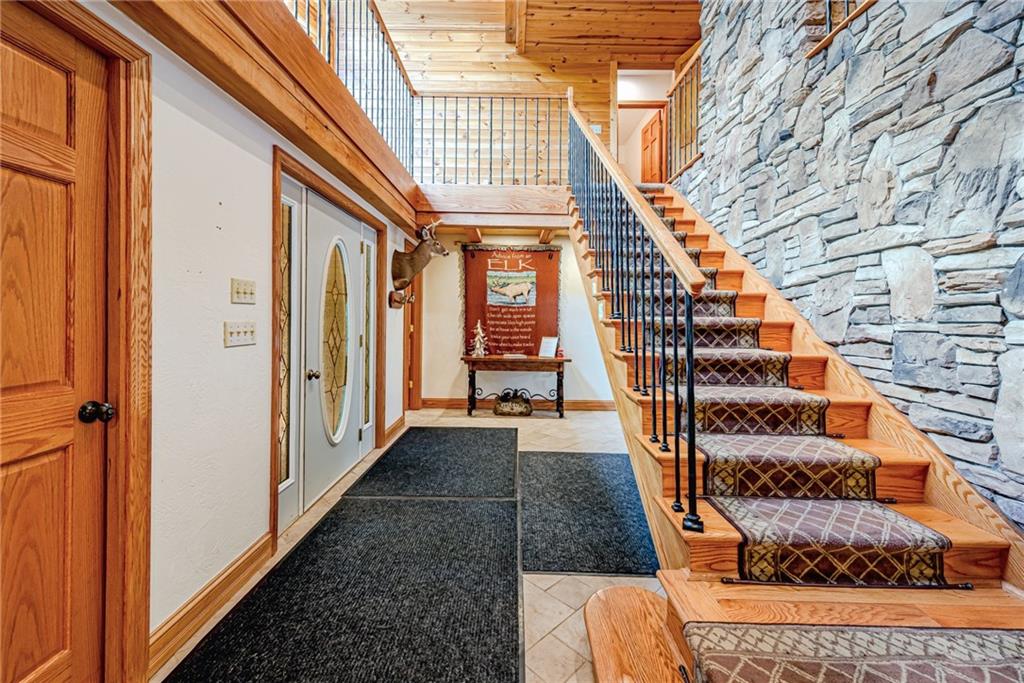 297 Imperial Road Hidden Valley, PA 15502 - Photo 4 of 50 Gallery Image 4