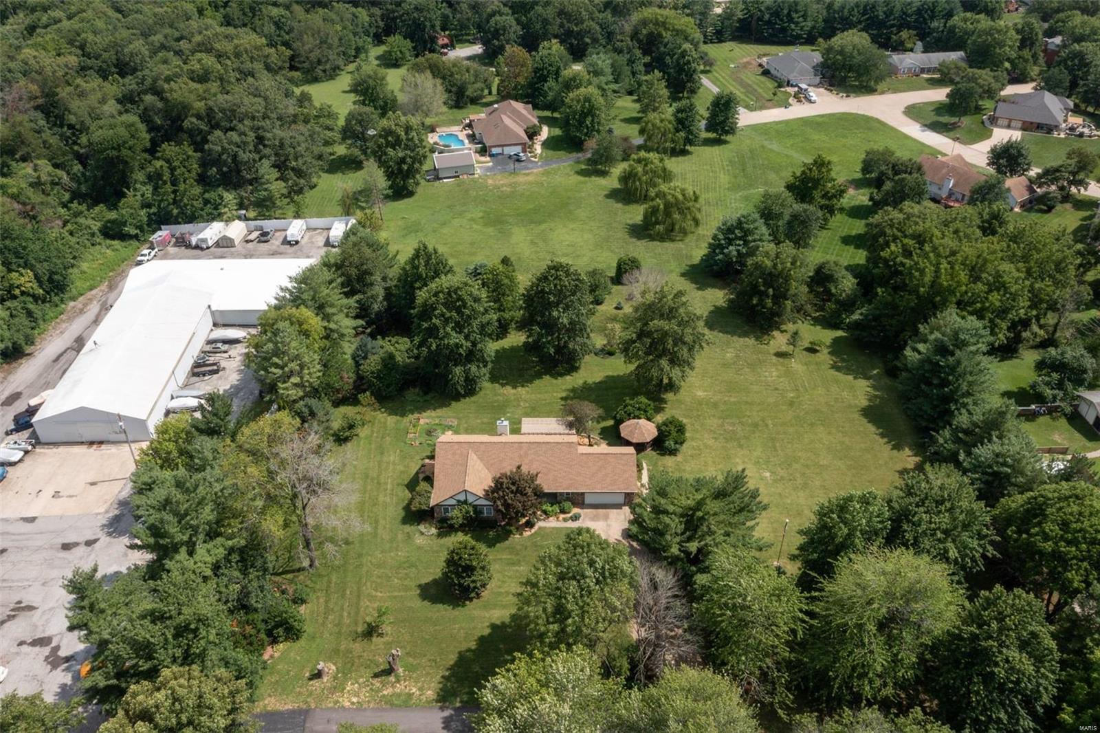 18 Phillips Lane Shiloh, IL 62221 - Photo 49 of 63 Gallery Image 49
