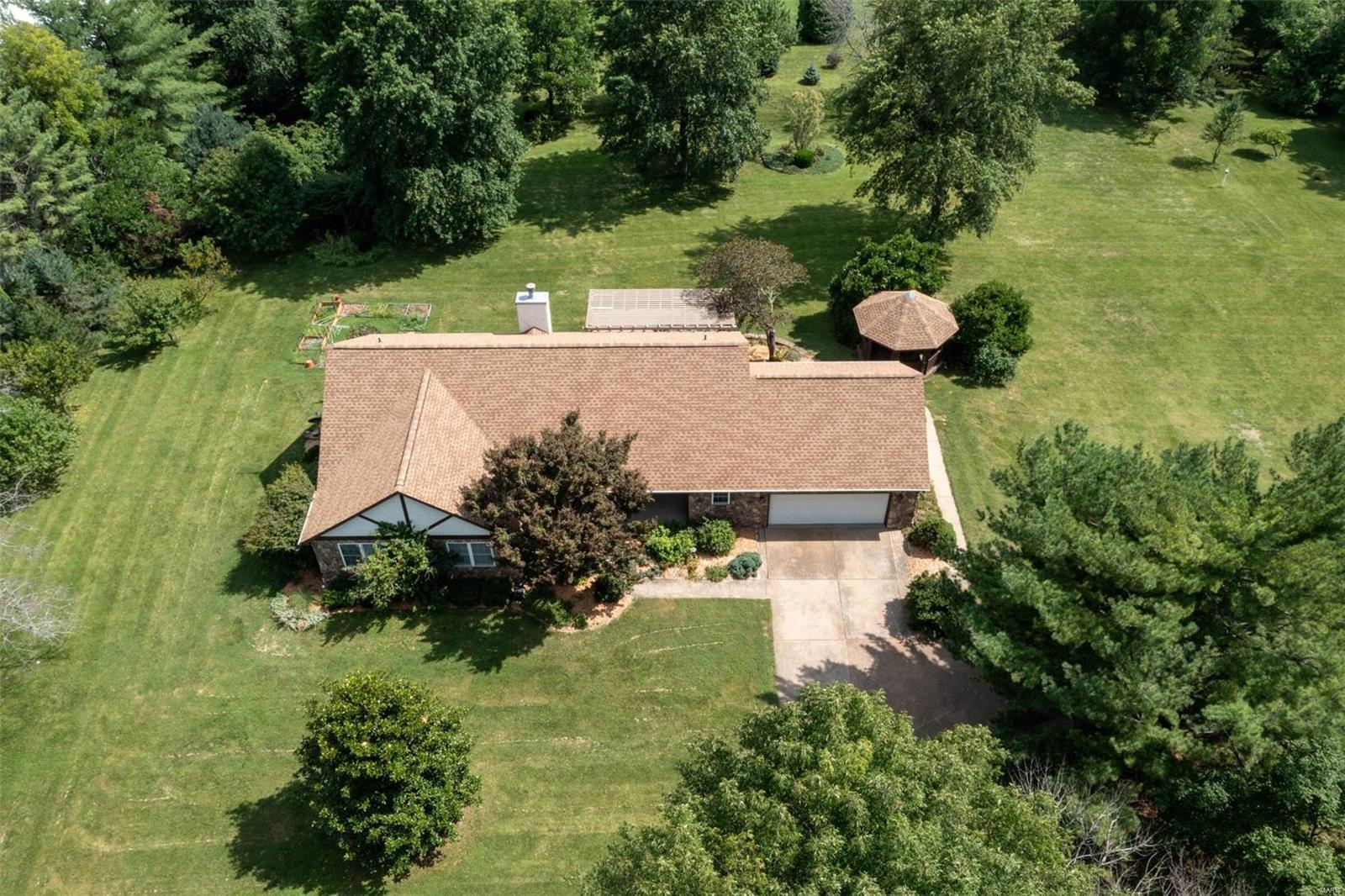 18 Phillips Lane Shiloh, IL 62221 - Photo 52 of 63 Gallery Image 52