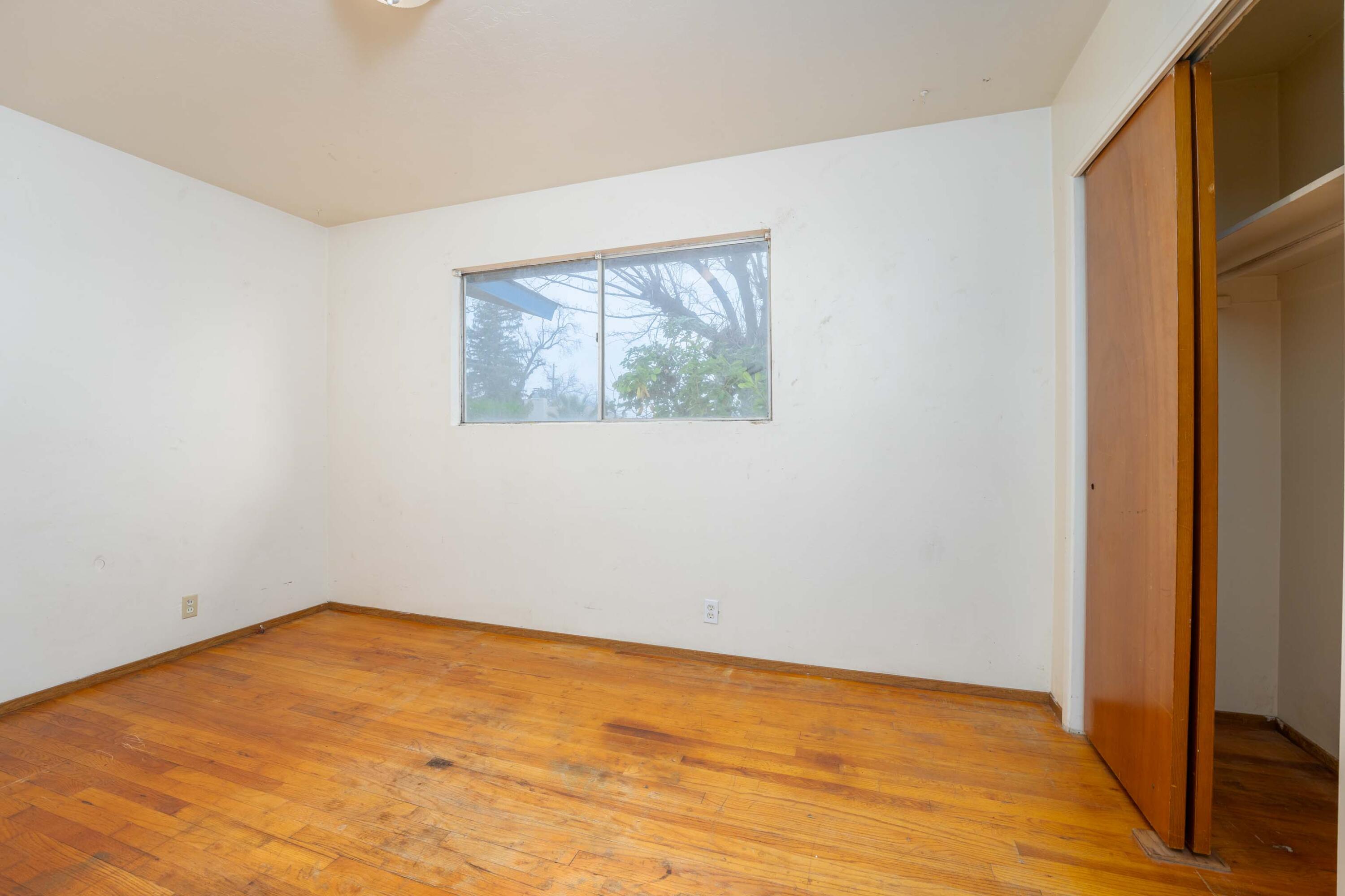 19458 Lucille Street Anderson, CA 96007 - Photo 13 of 25 19458 Lucille St (6 of 27)