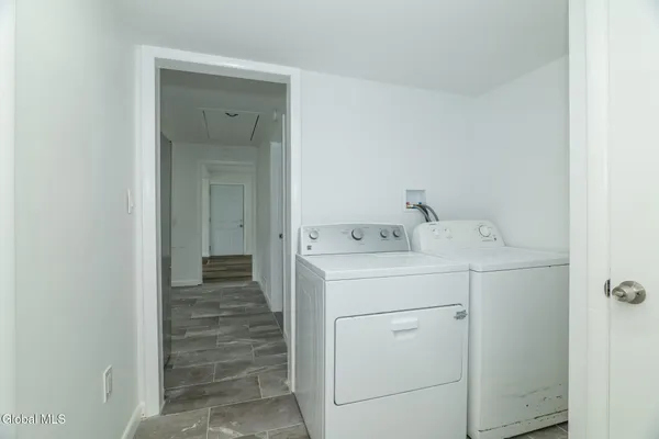 $229,000 | 38 Morris Road, Colonie, NY 12304