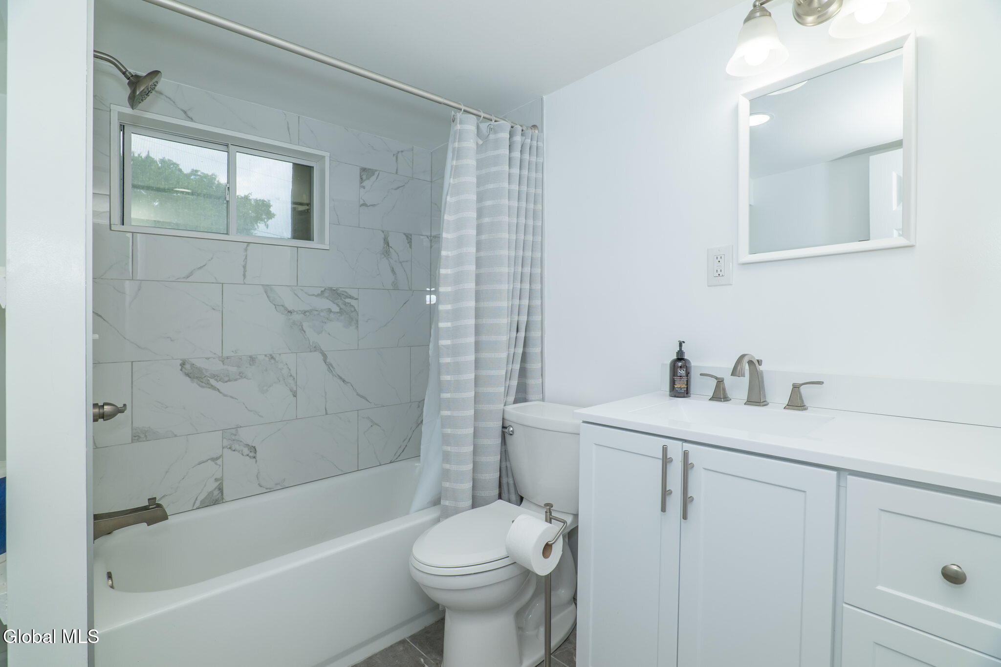 38 Morris Road Colonie, NY 12304 - Photo 15 of 26 16-web-or-mls-38MorrisRd-16