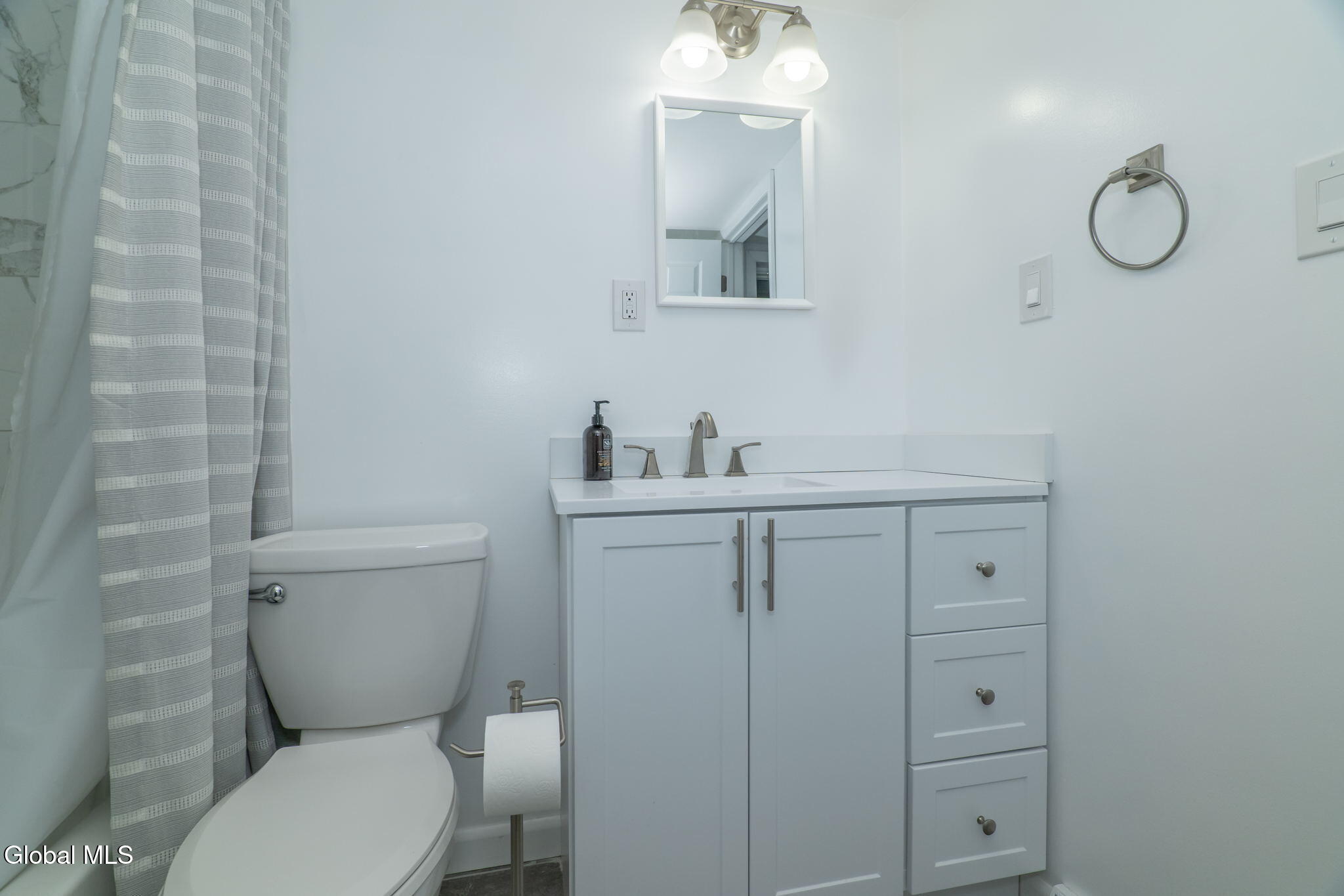 38 Morris Road Colonie, NY 12304 - Photo 17 of 26 18-web-or-mls-38MorrisRd-18