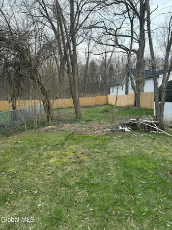 $229,000 | 38 Morris Road, Colonie, NY 12304