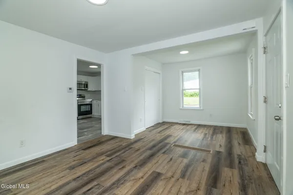 $229,000 | 38 Morris Road, Colonie, NY 12304