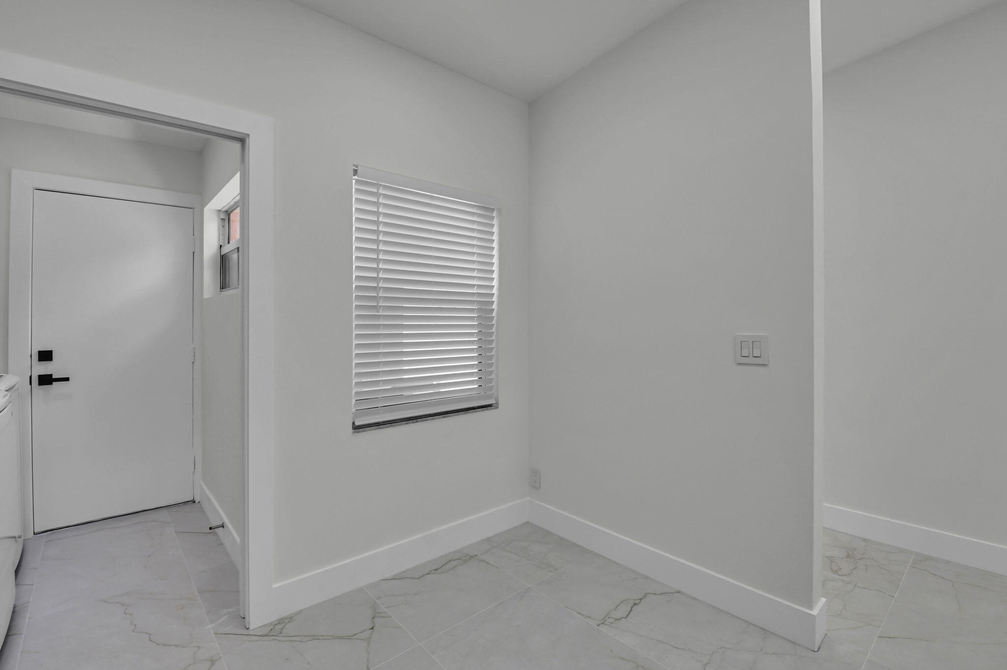 8269 Springtree Road Boca Raton, FL 33496 - Photo 7 of 63 7-web-or-mls-DSC_7188