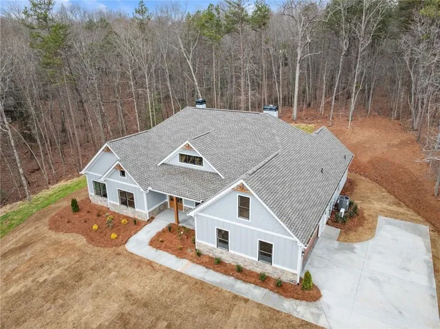 $725,000 | 206 Shoals Way, Clarkesville, GA 30523