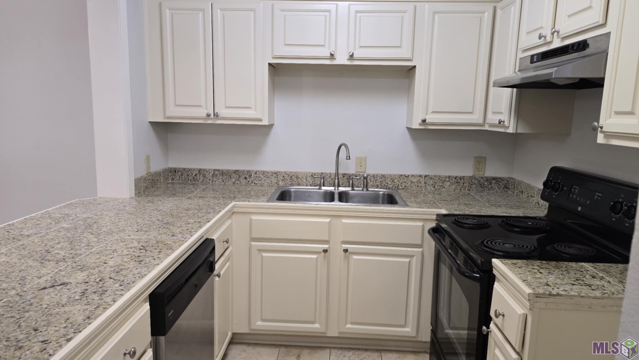 4735 Government Street, Unit 104 Baton Rouge, LA 70806 - Photo 2 of 14 Gallery Image 2