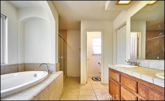 9562 Cambria Road Phelan, CA 92371 - Photo 10 of 55