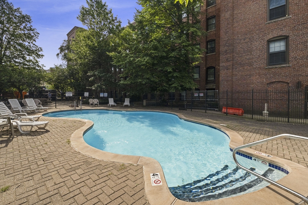 60 Rantoul Street, Unit 711 Beverly, MA 01915 - Photo 35 of 36 Gallery Image 35